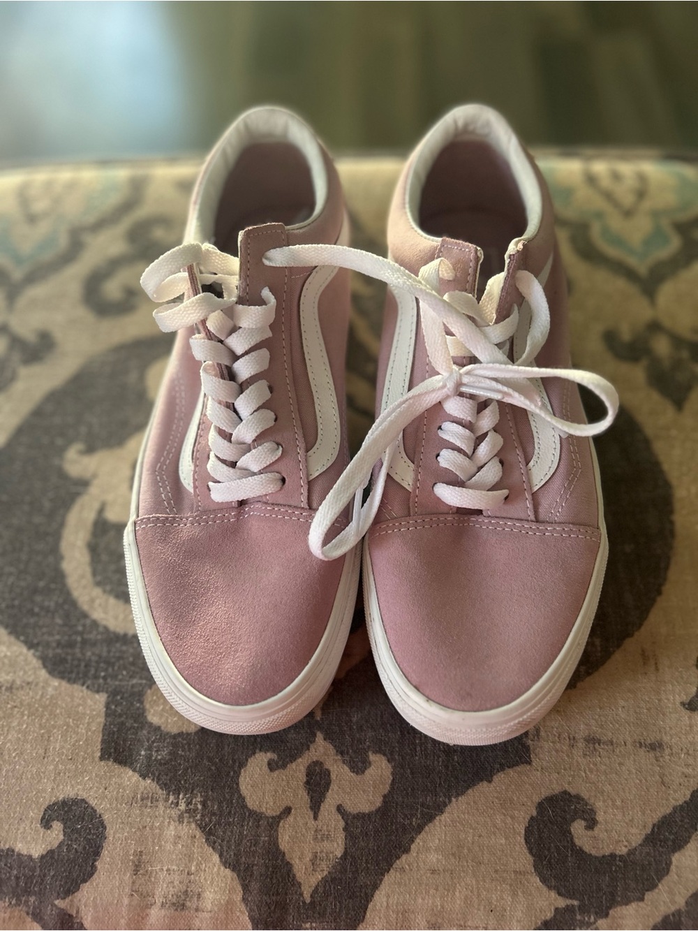 Vans Vero Pink Suede Low-Top Sneakers